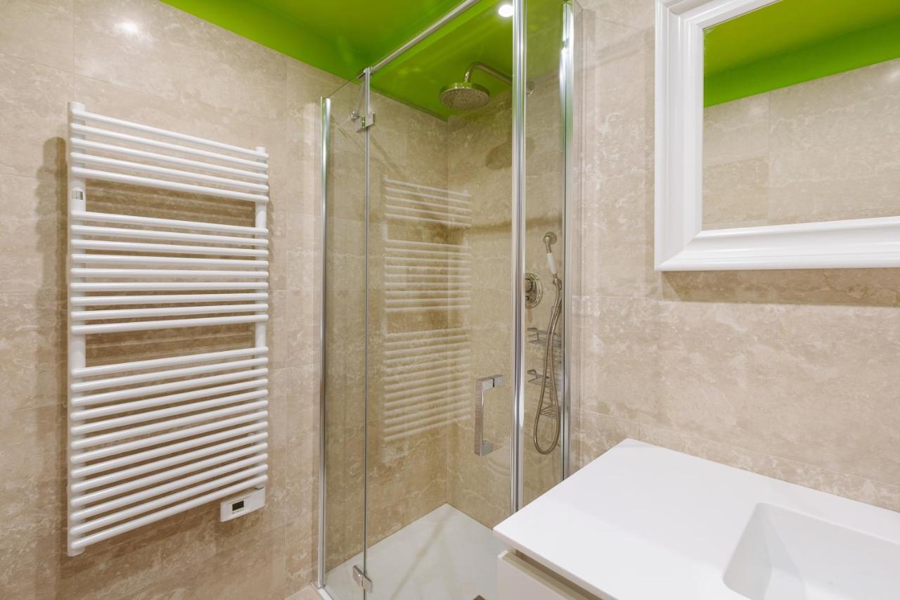 Luxury & Liberty Duomo Apartment Milano Exterior foto